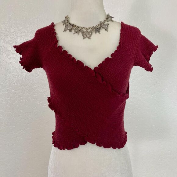 Early 2000s Burgundy Red Cropped Scrunched Criss Cross Crop Top Hollister Size S - Picture 4 of 8